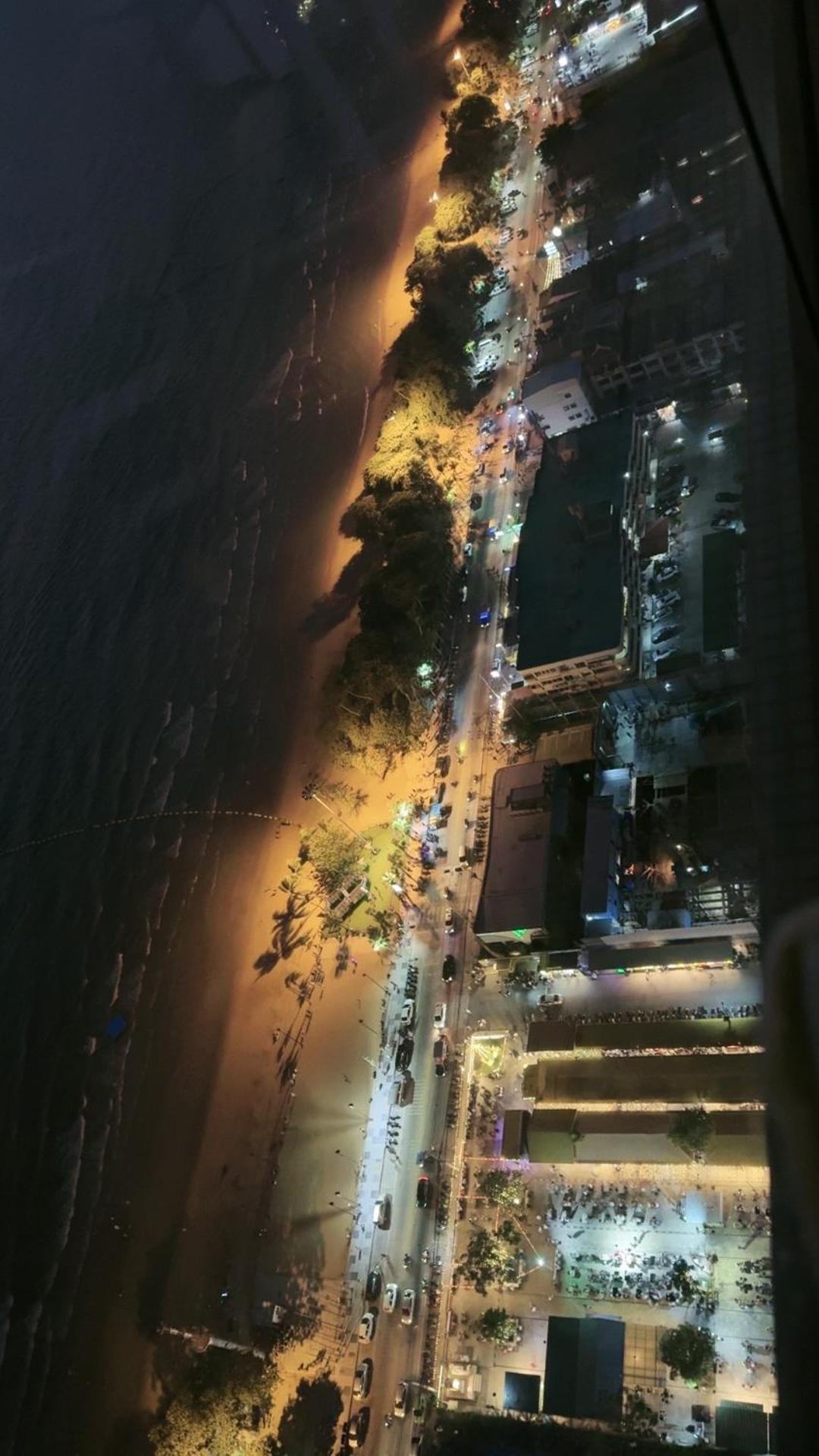 Copacabana Beach Jomtien 科帕卡巴纳海乔木提安海滩毗邻乔木提安夜市 Extérieur photo