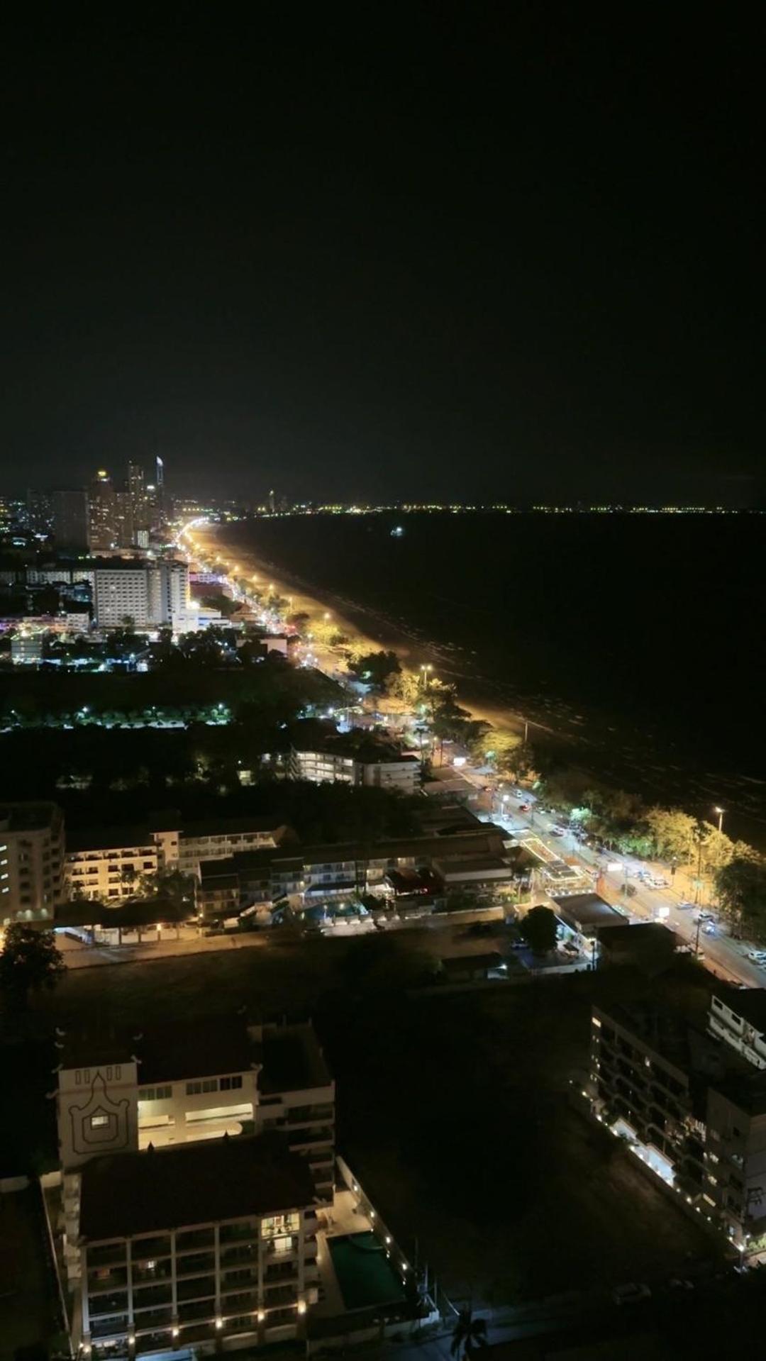 Copacabana Beach Jomtien 科帕卡巴纳海乔木提安海滩毗邻乔木提安夜市 Extérieur photo