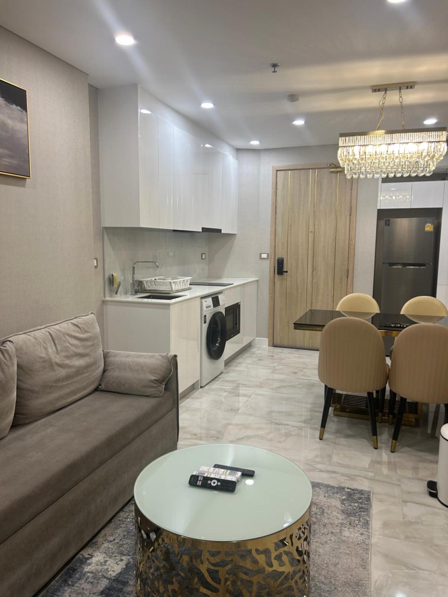 Copacabana Beach Jomtien 科帕卡巴纳海乔木提安海滩毗邻乔木提安夜市 Extérieur photo